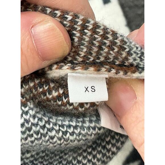 Naadam 100% Cashmere Scenic Snow Cottage Fair Isle Sweater Winter Novelty XS - Picture 4 of 4